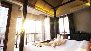 Junior Suite | Free minibar, in-room safe, desk, free WiFi
