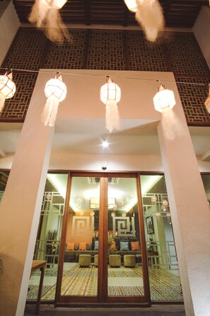 Property entrance - Tapae Gate Villa (Chiang Mai)