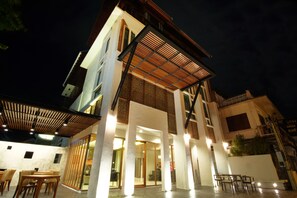 Exterior - Tapae Gate Villa (Chiang Mai)