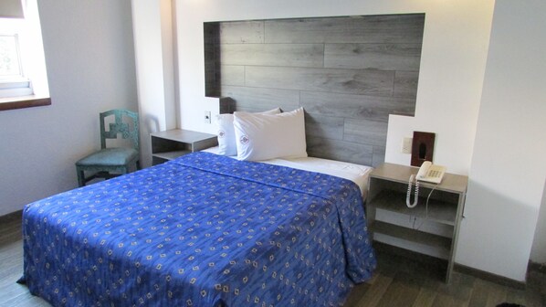 Standard Double Room, 1 Queen Bed | Desk, iron/ironing board, free WiFi