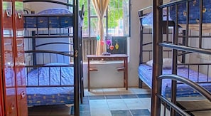 In-room safe, free WiFi