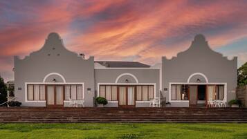 Bagian depan properti