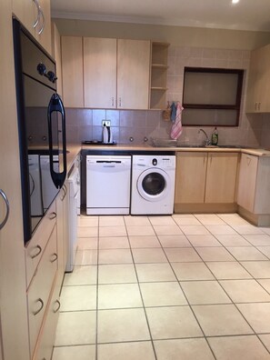 Upper Level | Private kitchen | Full-size fridge, microwave, oven, stovetop