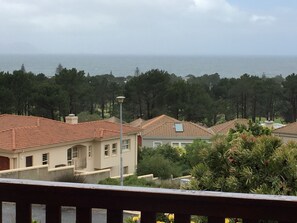 View from property - Hermanus Heights Villa (Hermanus)