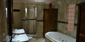 Free toiletries, hair dryer, bathrobes, towels