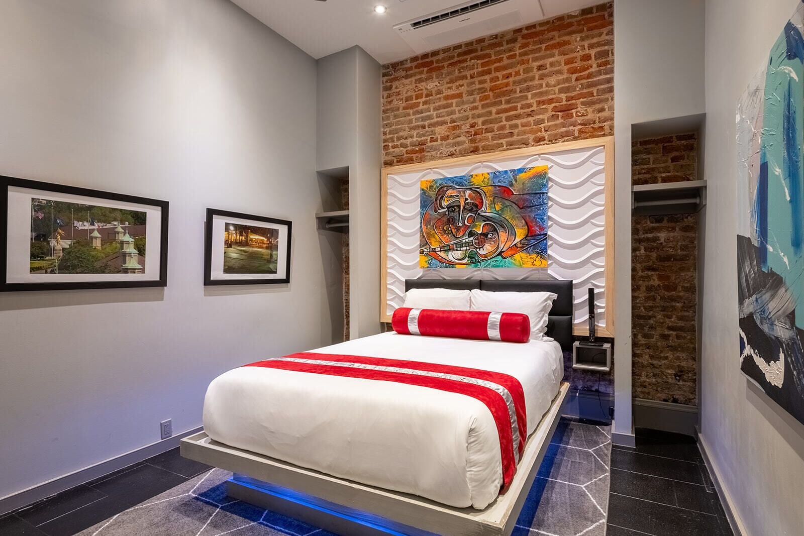 Suite Superior, 4 kamar tidur, akses ke kolam renang | Seprai premium, busa memori, brankas, dan ruang kerja ramah laptop