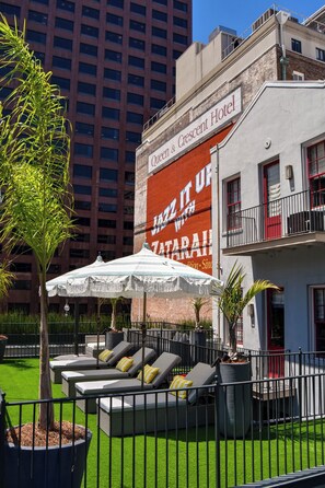Sundeck - The Natchez (New Orleans)