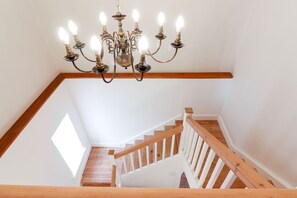 Inter-leading Family Room One (A) | 1 多间卧室、高档床上用品、特色装修、特色家居