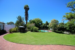 Standard Twin Room, Garden View | View from property