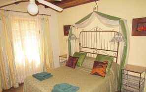 In-room safe, iron/ironing board, free WiFi