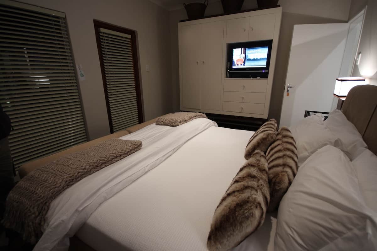Standard Luxury Room