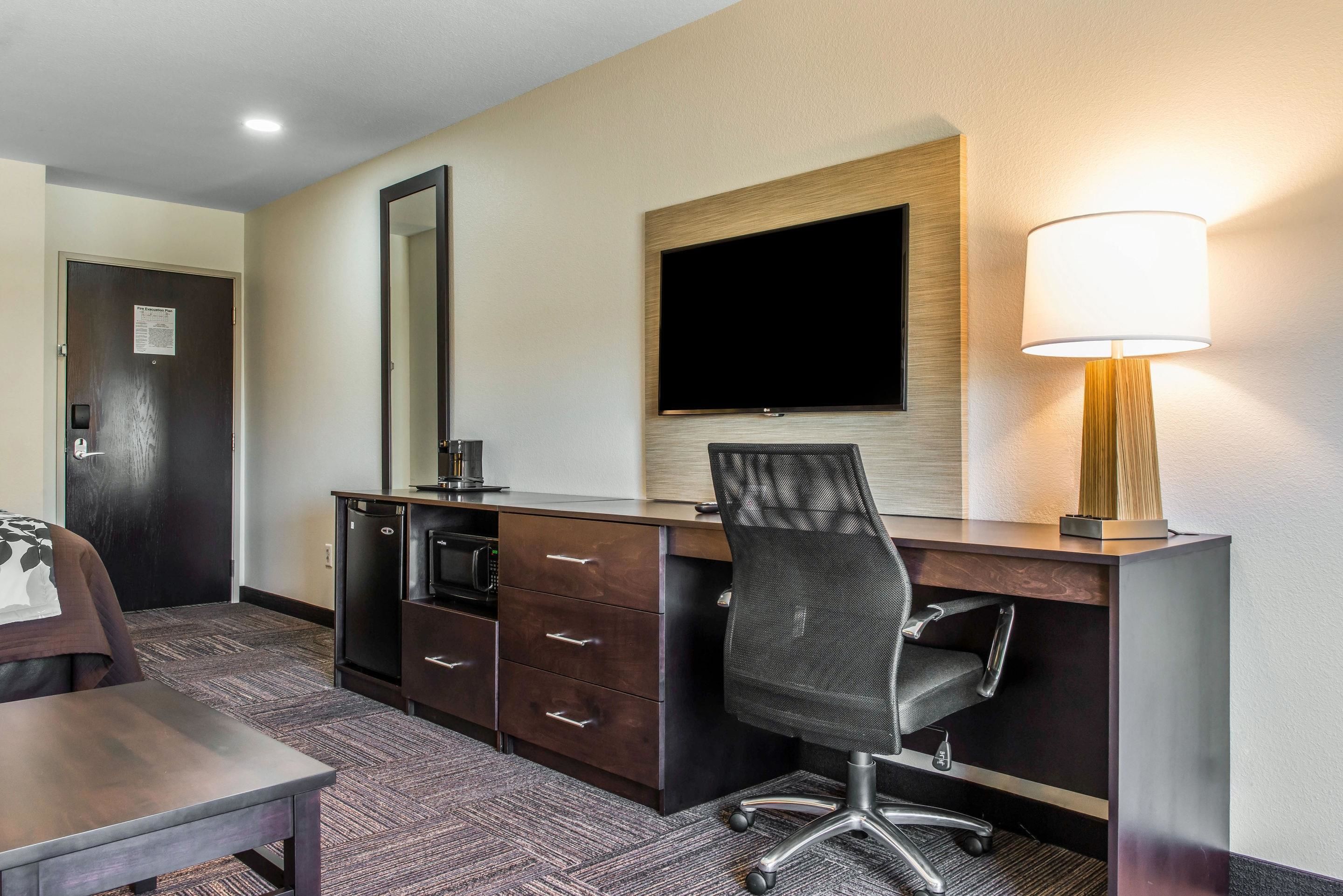 Ropa de cama de alta calidad y escritorio