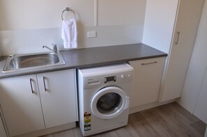 Deluxe-Haus, 6 Schlafzimmer, Bergblick | Zimmerausstattung