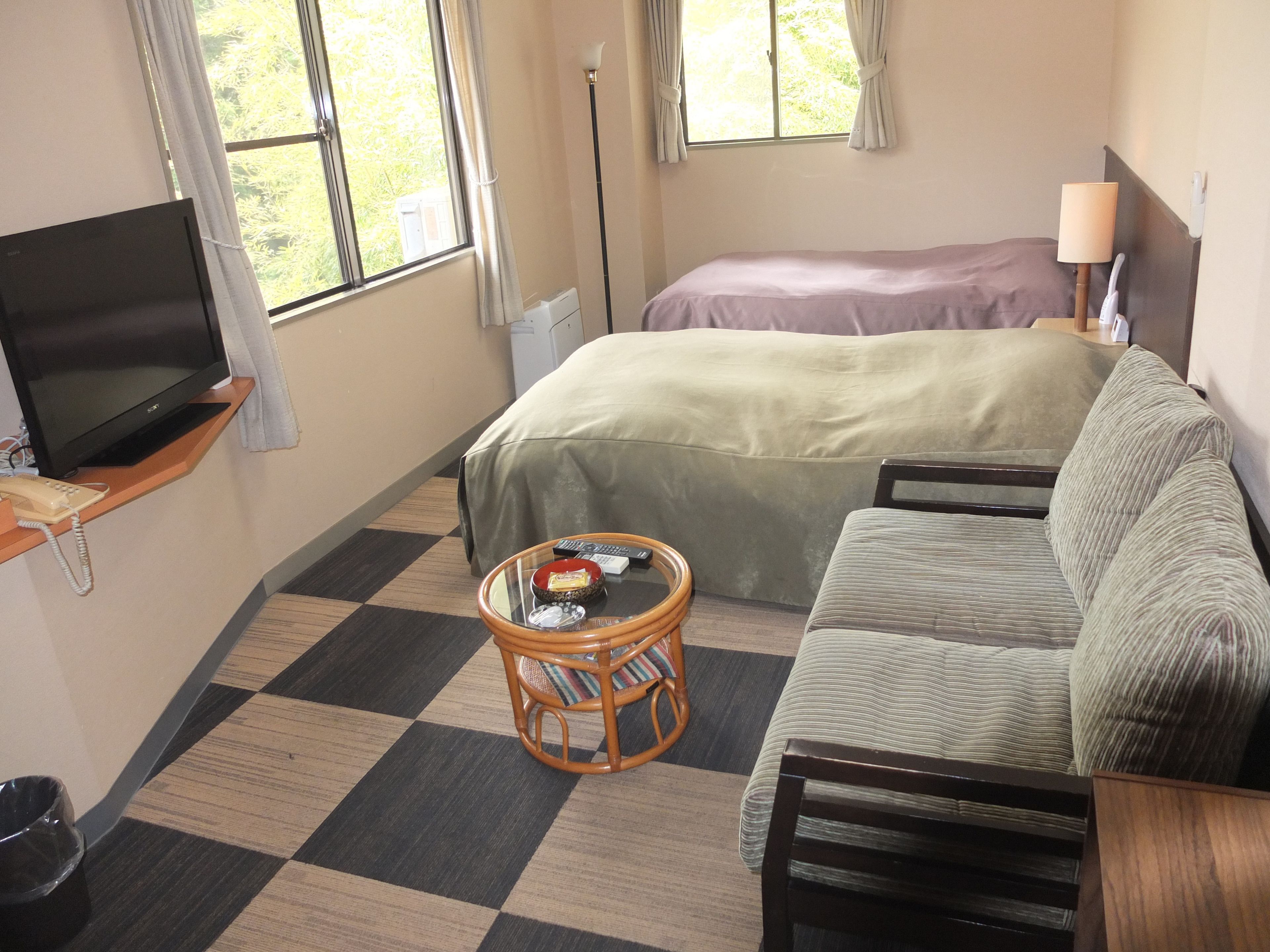 twin room | in-room safe, free wifi, bed sheets