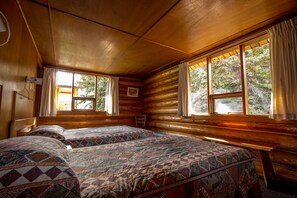 Economy Motel Room 12 - 1 Double and 1 Single Bed (Bathtub only) | Blackout curtains, free WiFi, bed sheets