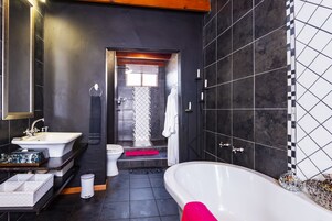 Honeymoon Double Room | Bathroom | Separate tub and shower, hair dryer, bathrobes, towels