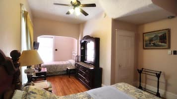 Room, Private Bathroom (1 queen bed and 1 single bed ) | 1 bedroom, premium bedding, desk, laptop workspace