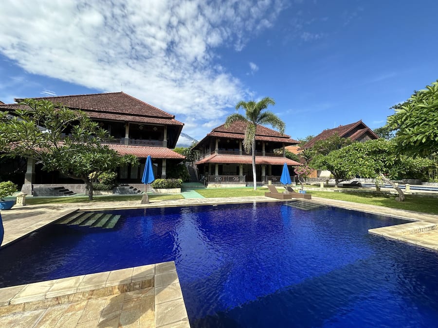 Fachada da propriedade