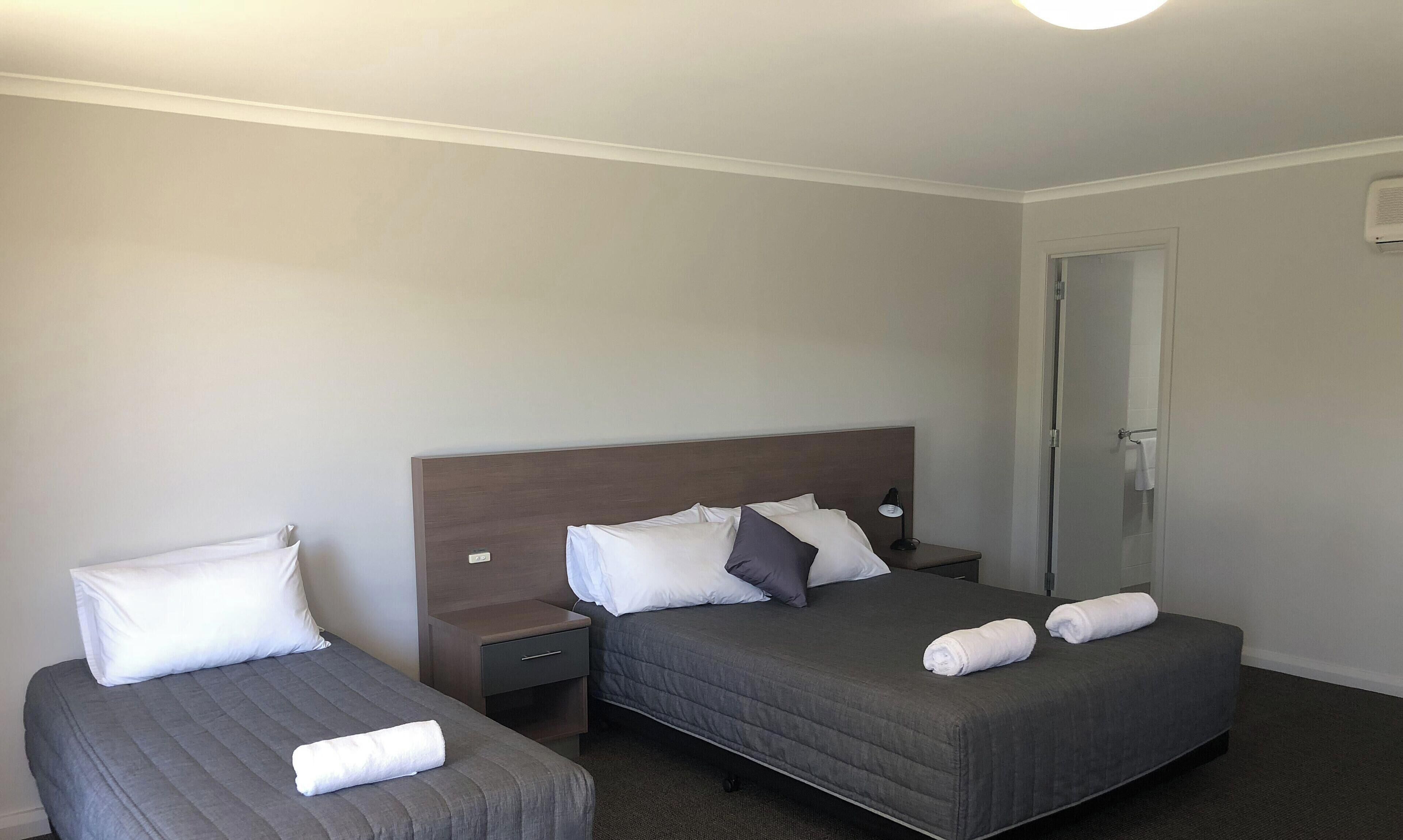Desk, iron/ironing board, rollaway beds, free WiFi