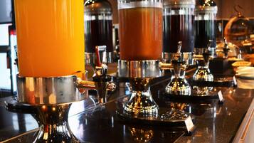 Frukostbuffé varje dag (TWD 300 per person)