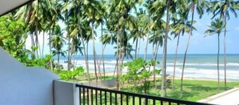 Green Shadows Beach Hotel