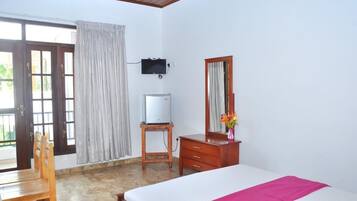 Chambre Standard | 20 chambres, minibar, coffres-forts dans les chambres, bureau