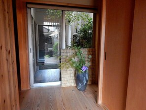 内部エントランス