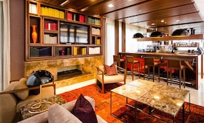 Bar (on property) - Movich City Business (BOGOTA)