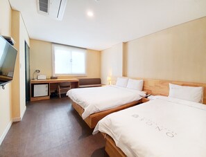 Suite | Individually decorated, blackout drapes, soundproofing - Sono Business Hotel (Daegu)
