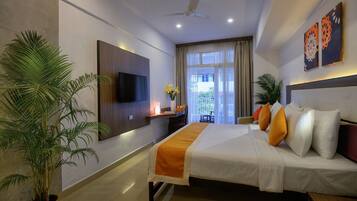 Minibar, in-room safe, desk, blackout drapes