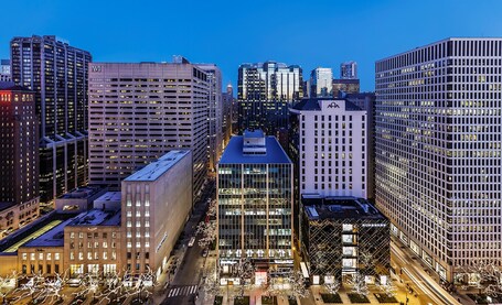 Residence Inn Chicago Downtown Magnificent Mile - Image 1