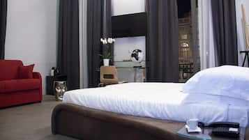Panoramic-Suite (Regina) | 1 Schlafzimmer, hochwertige Bettwaren, Zimmersafe, individuell dekoriert