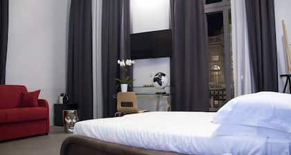 Piazza Castello Suite