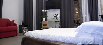 Piazza Castello Suite