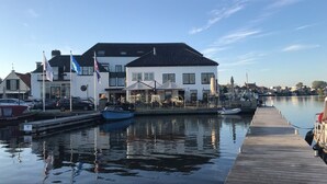 Exterior - Hotel Restaurant Oostergoo (Grou)