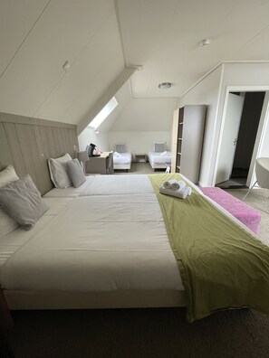 Bathroom - Hotel Restaurant Oostergoo (Grou)