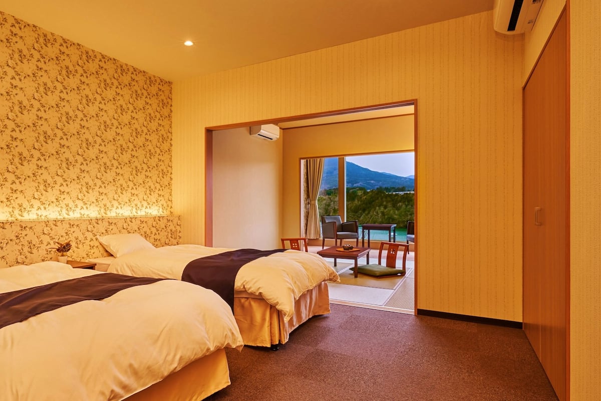 Chambre Supérieure, non-fumeur (Japanese Western Style, with Bath)