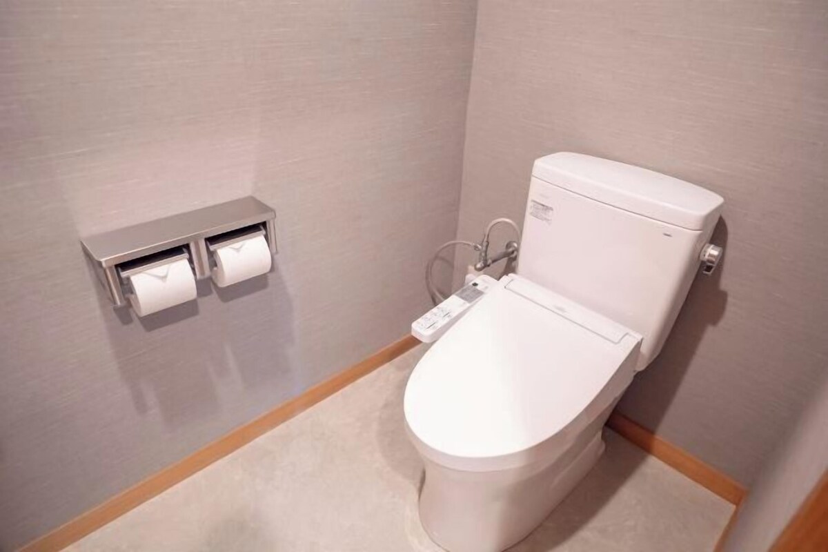 Badezimmer | Hausschuhe, Handtücher
