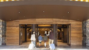 Property entrance - Ooedo Onsen Monogatari Premium Enakyo (Ena)