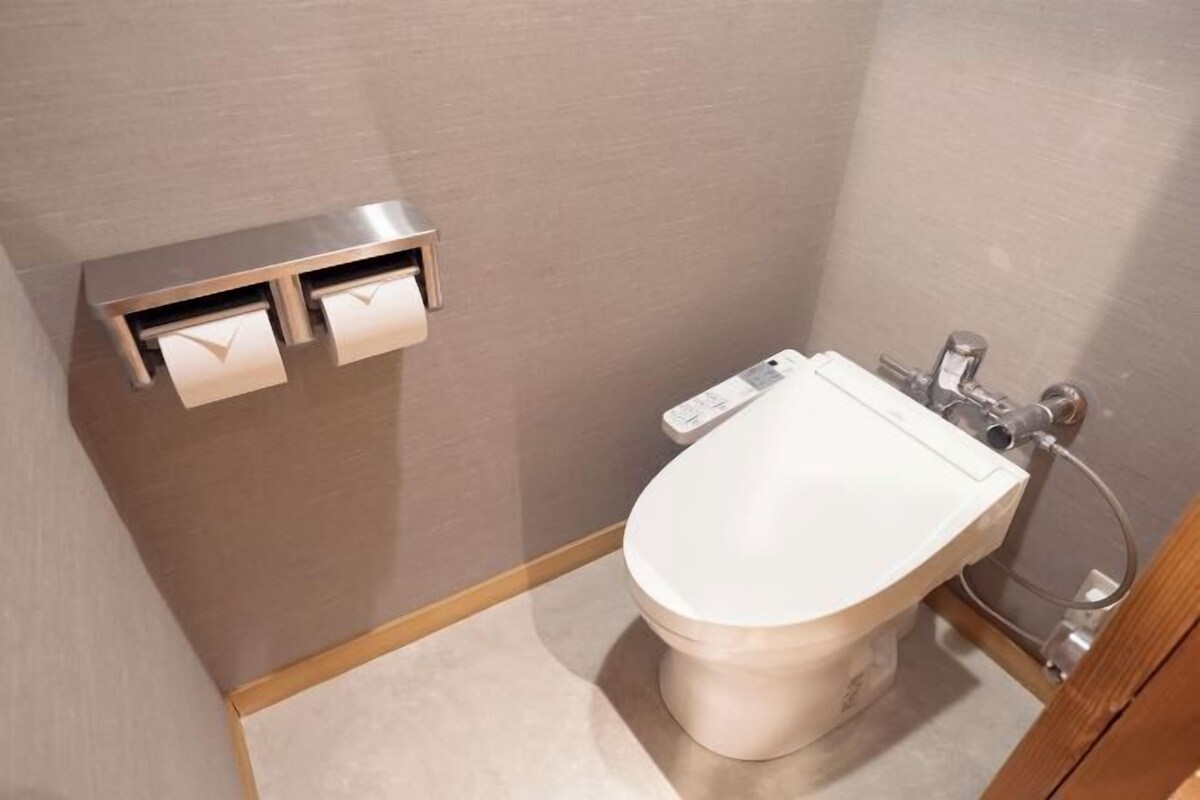 Badezimmer | Hausschuhe, Handtücher