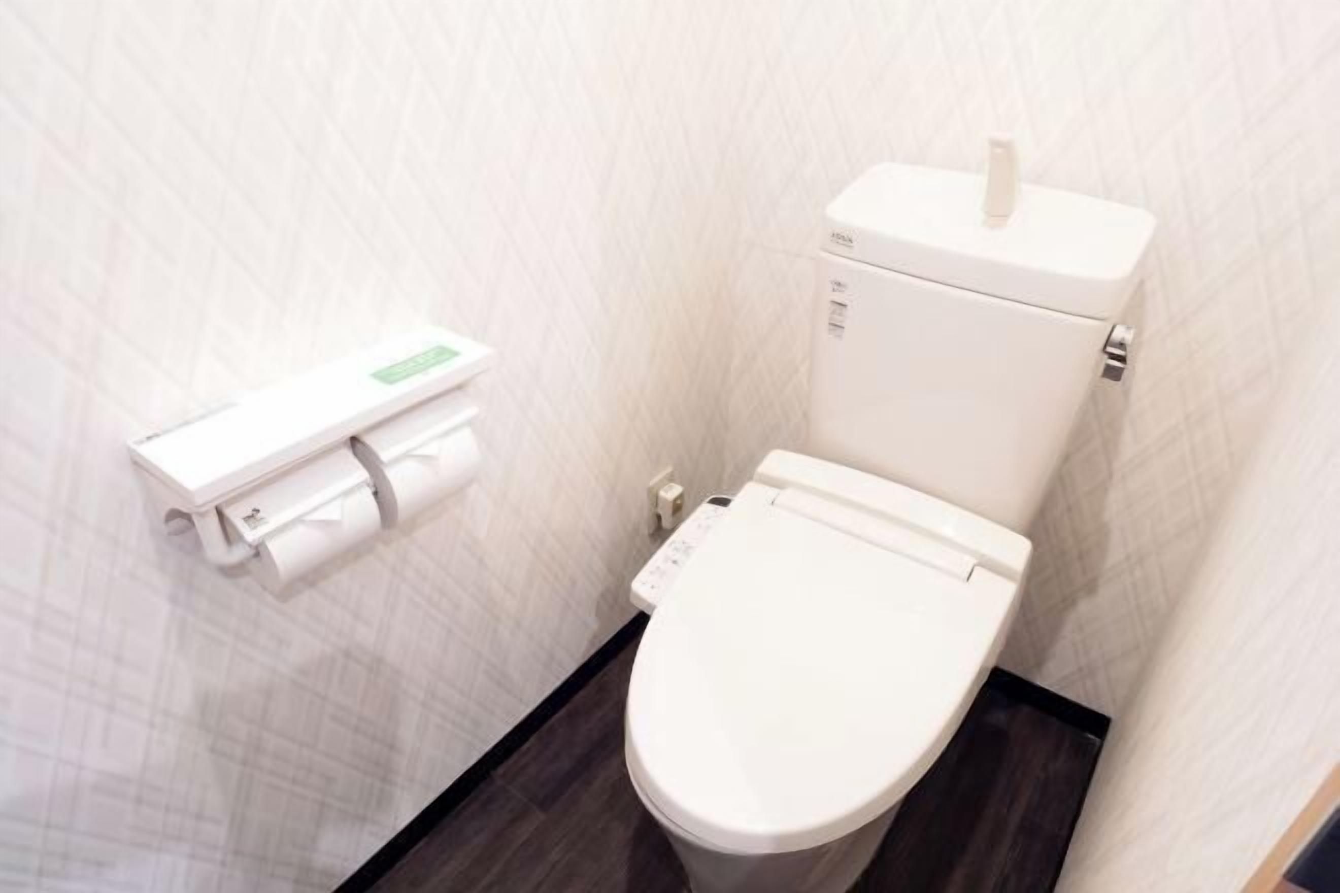 Bathroom | Slippers, towels