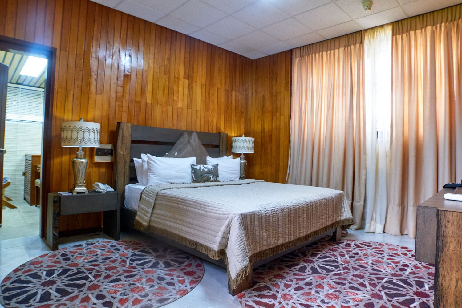 executive villa | premium bedding, minibar, in-room safe, desk