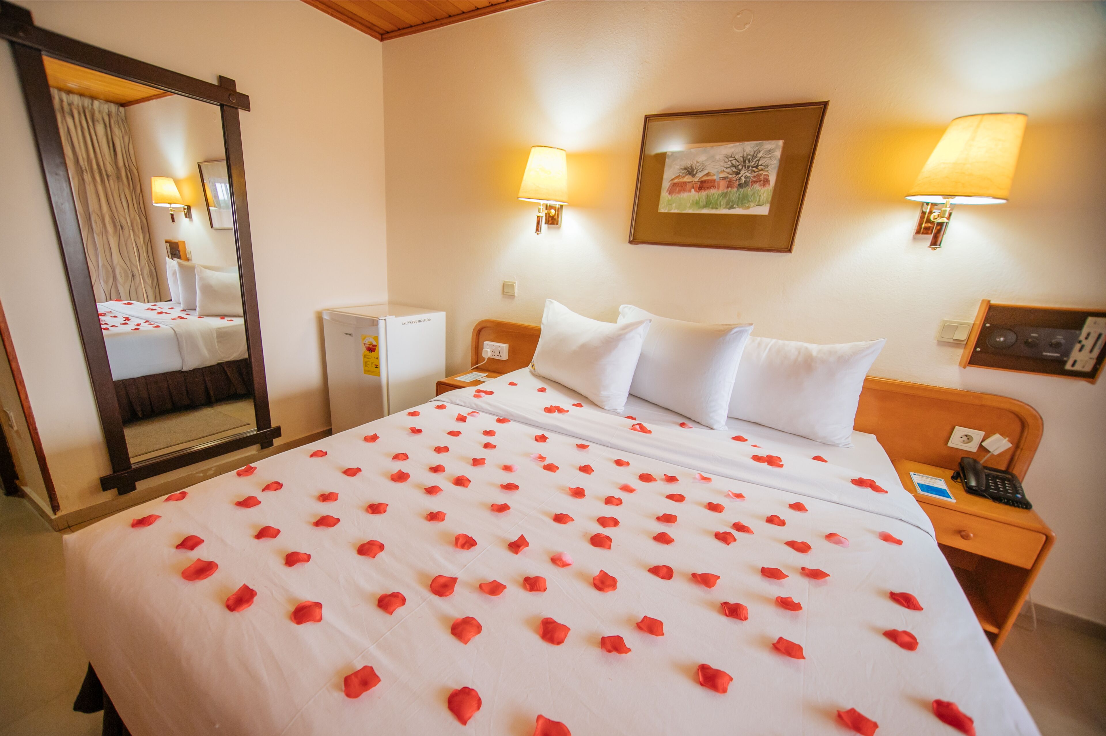 premium bedding, minibar, in-room safe, desk