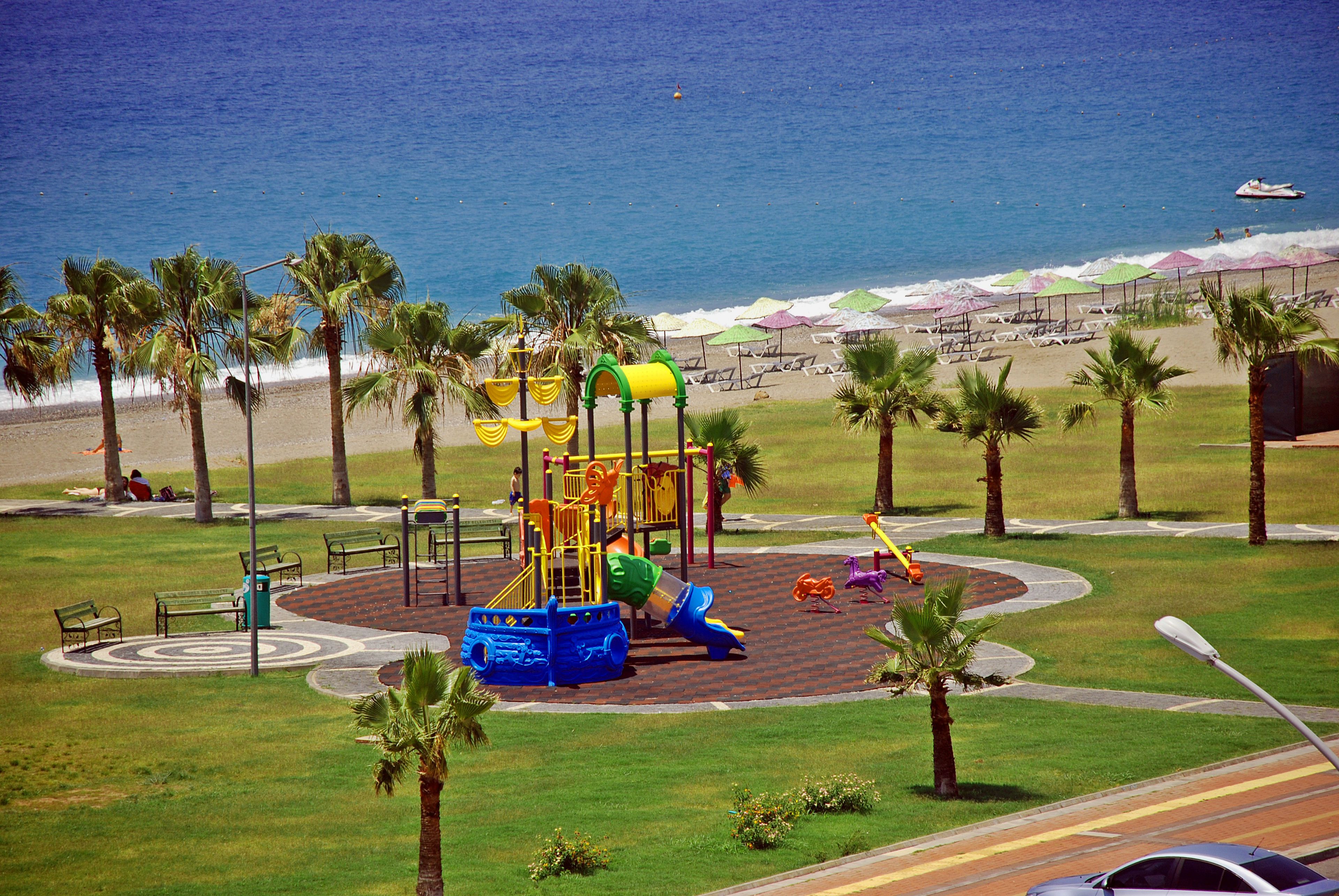 Children’s play area – outdoor