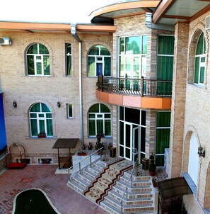 Entrada de la propiedad