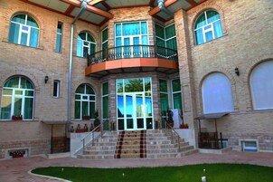 Entrada de la propiedad