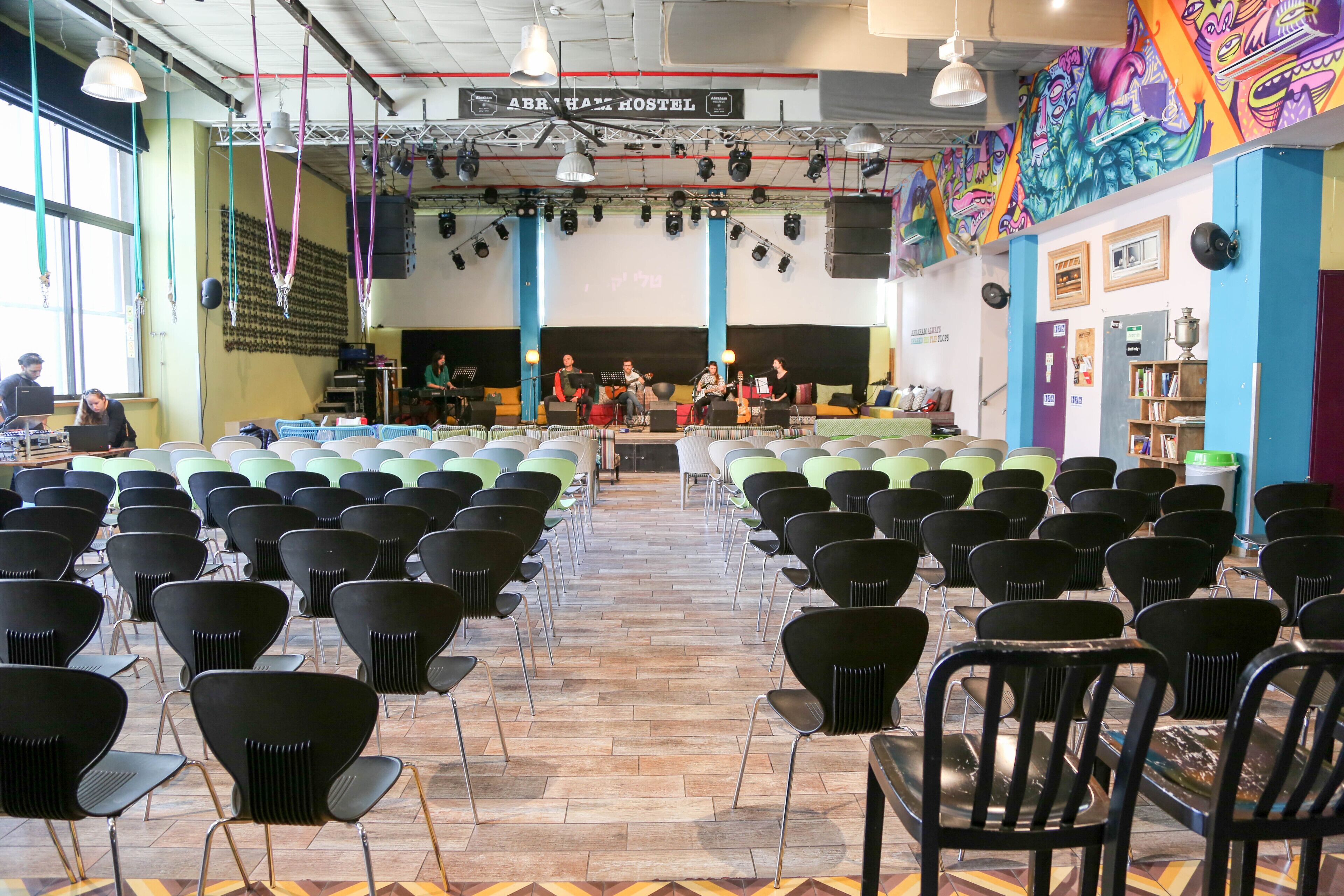 Foto - Abraham Tel Aviv