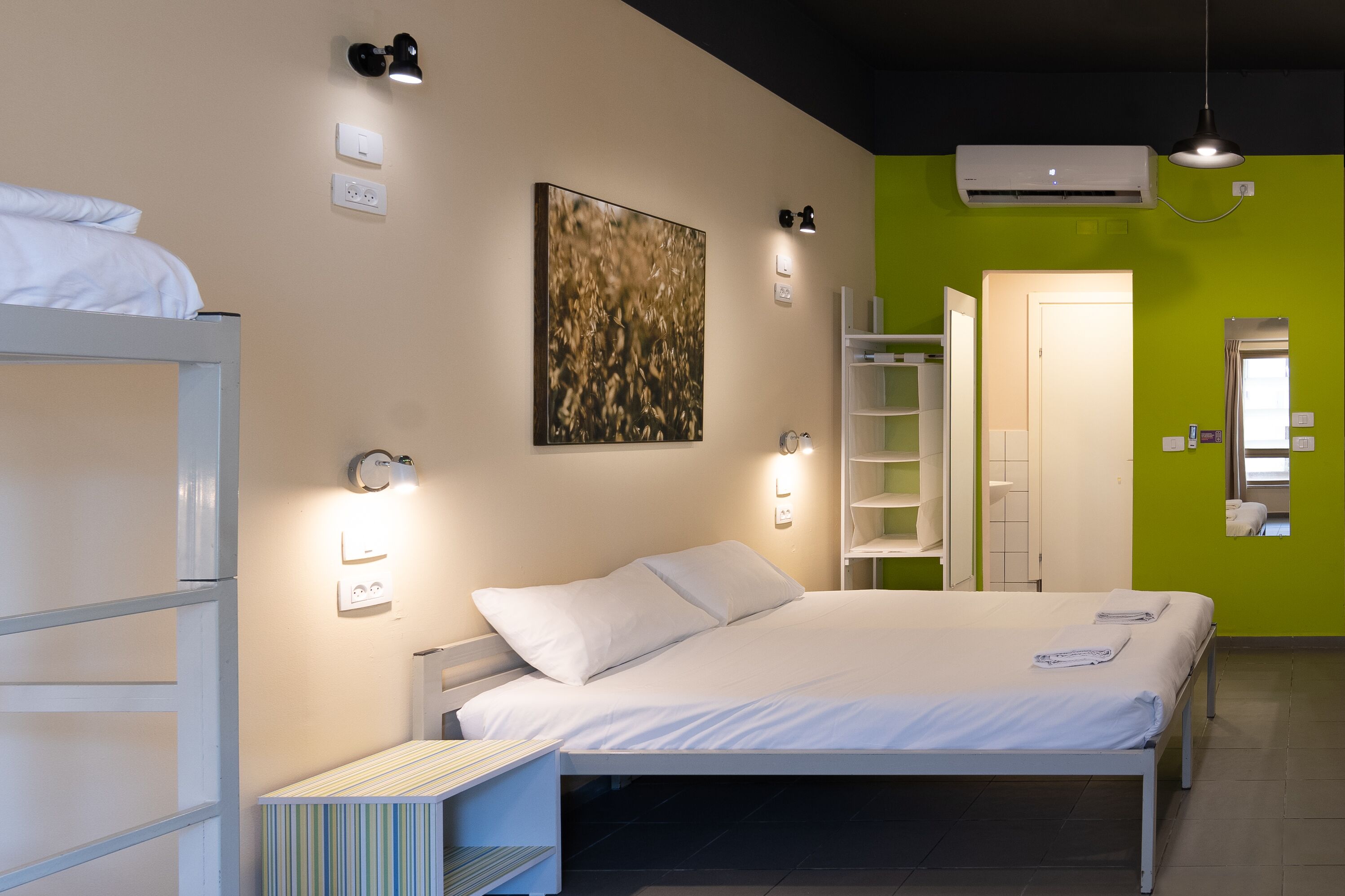 Foto - Abraham Tel Aviv