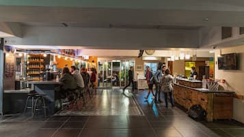 Bar (en la propiedad)