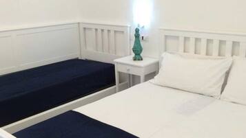 Minibar, in-room safe, desk, laptop workspace